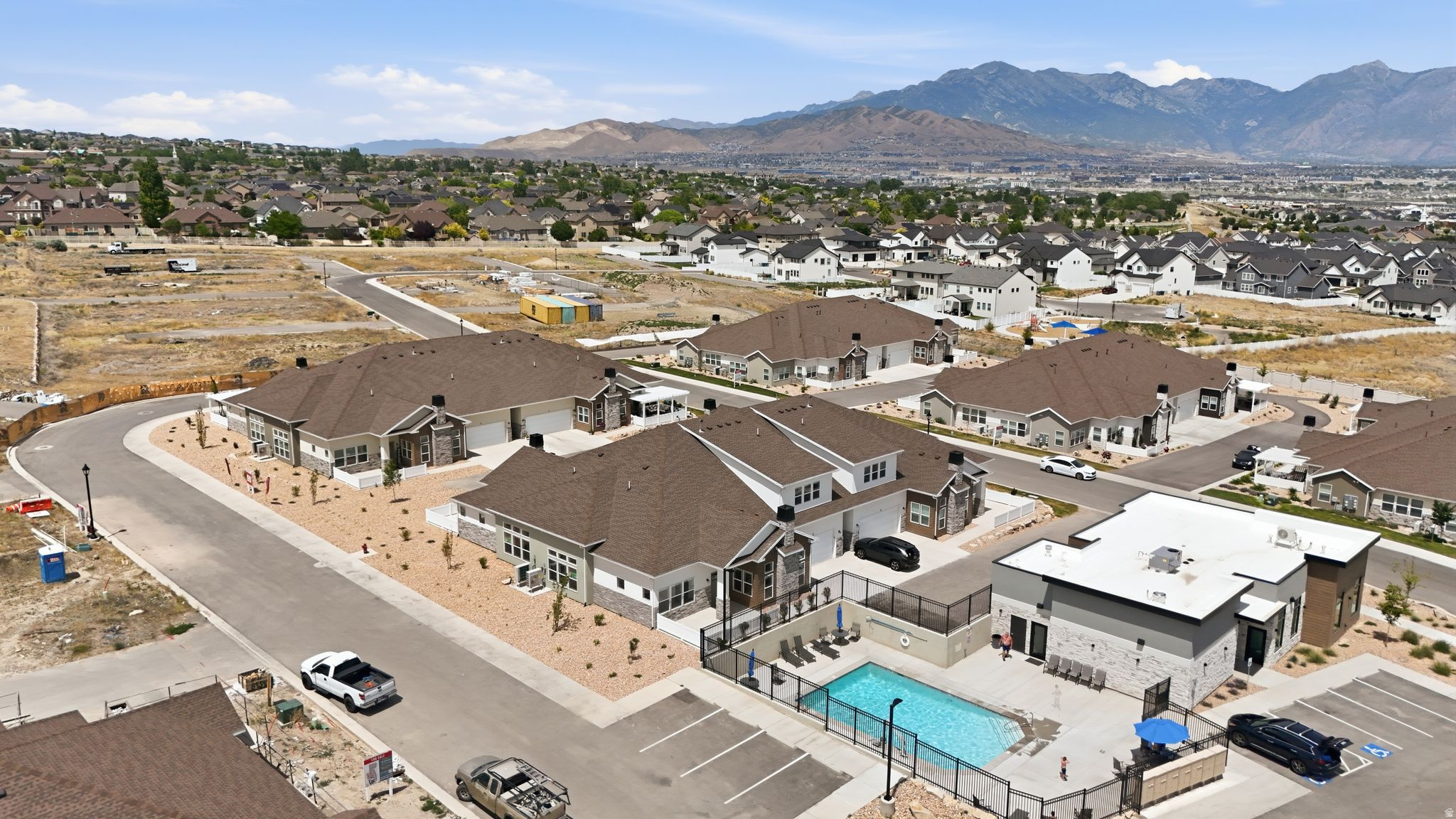 SARATOGA VIEW - Residential