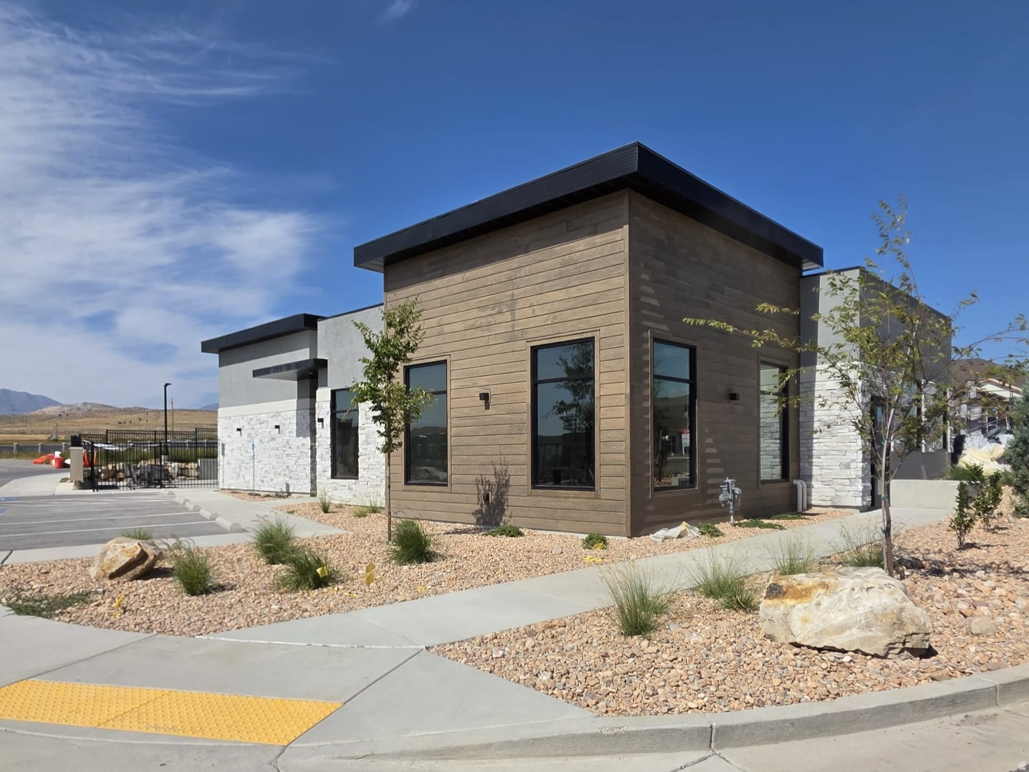 SARATOGA VIEW - Residential