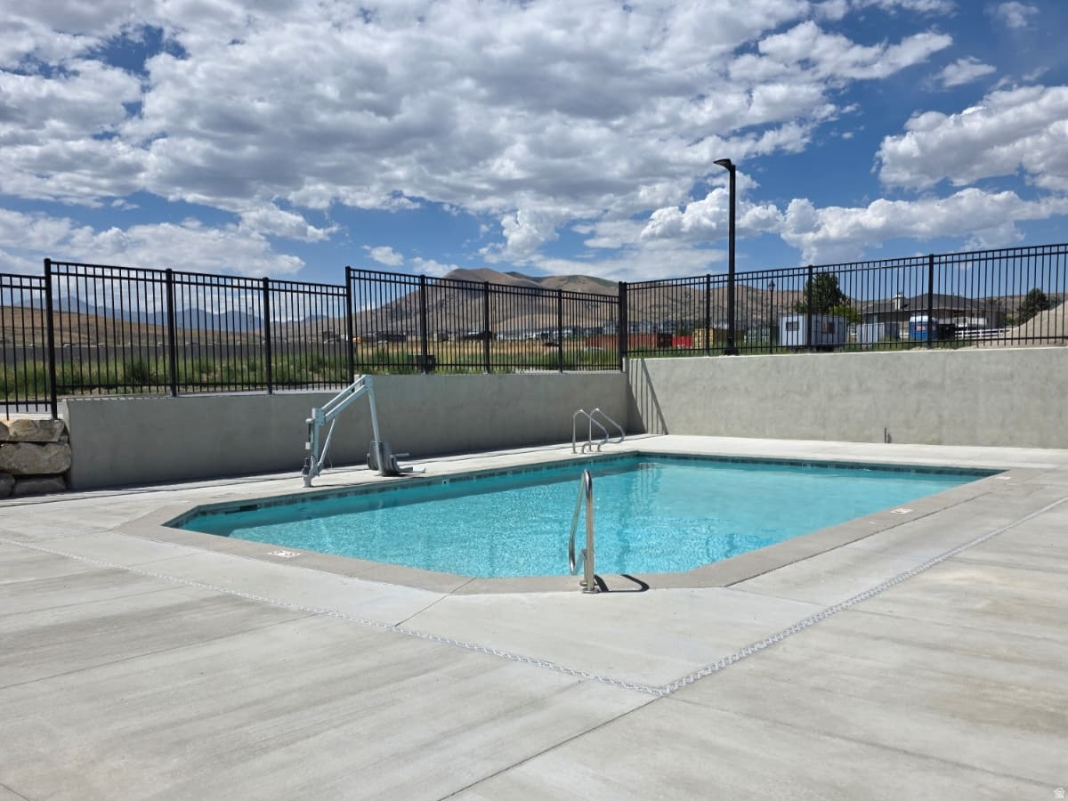 SARATOGA VIEW - Residential