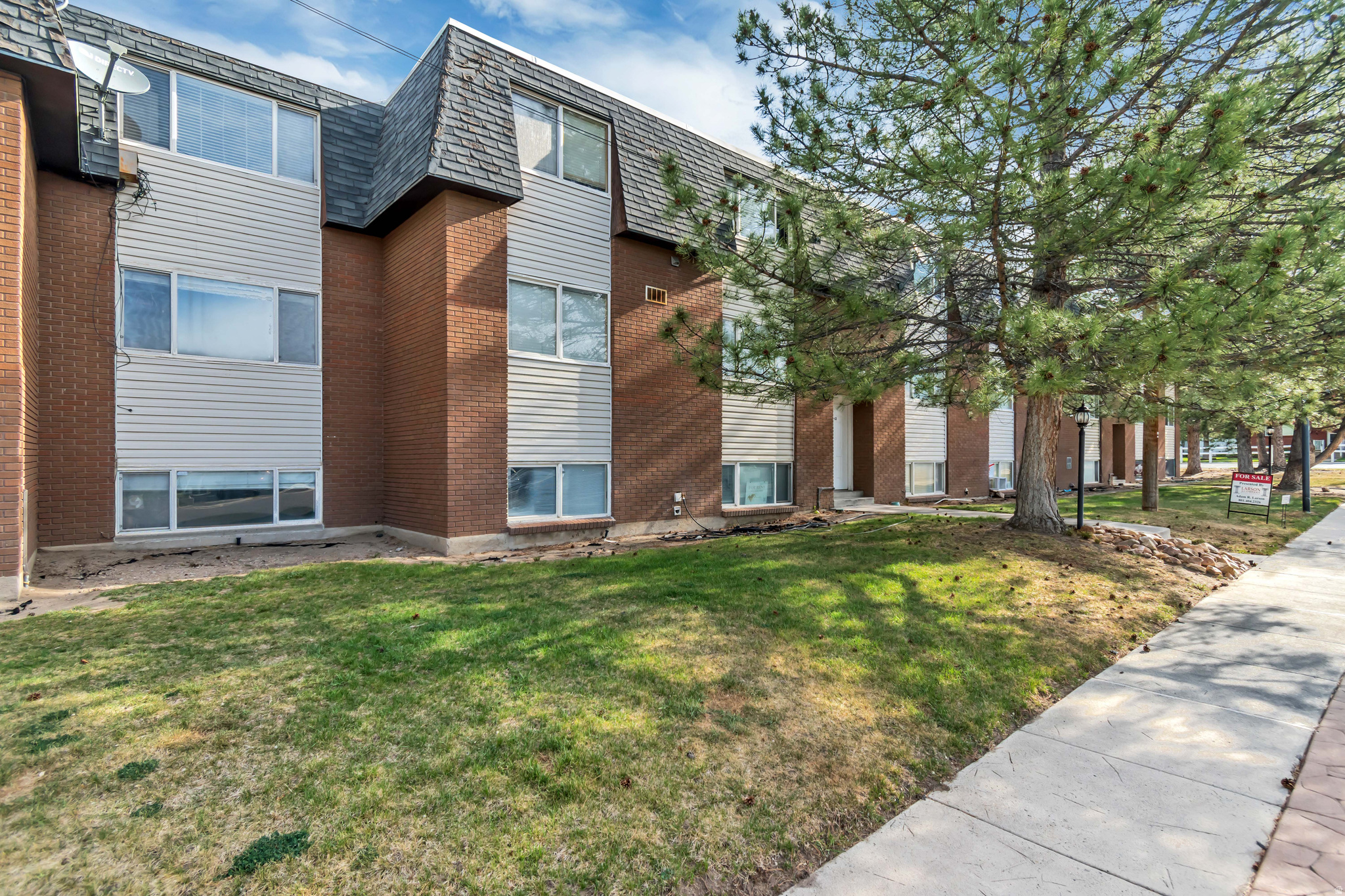 CANTERBURY SQUARE CONDO - Residential