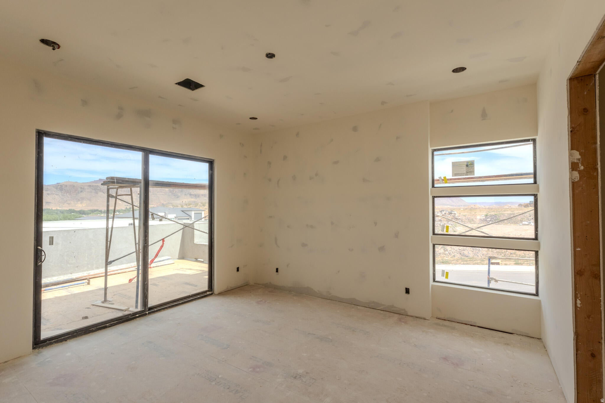MOUNTAIN VIEW ESTATES - Residential