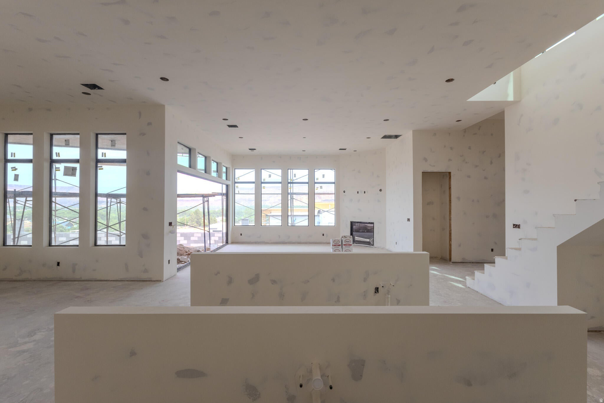 MOUNTAIN VIEW ESTATES - Residential