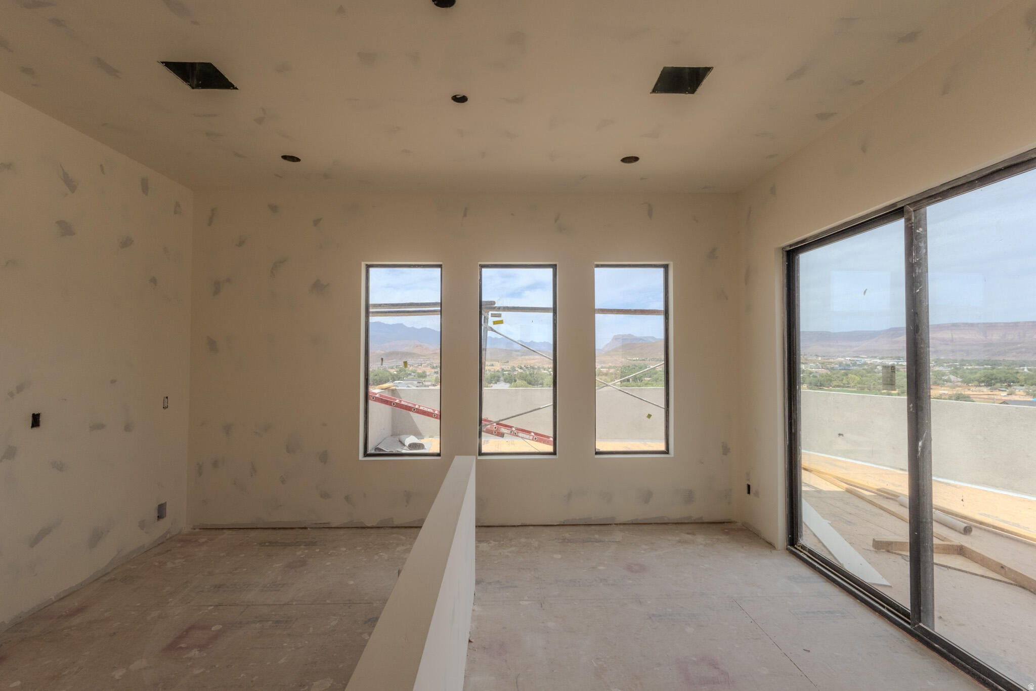 MOUNTAIN VIEW ESTATES - Residential