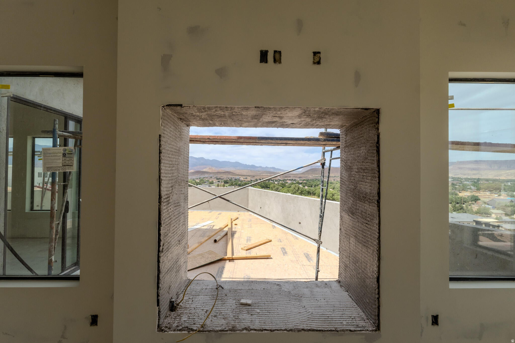 MOUNTAIN VIEW ESTATES - Residential
