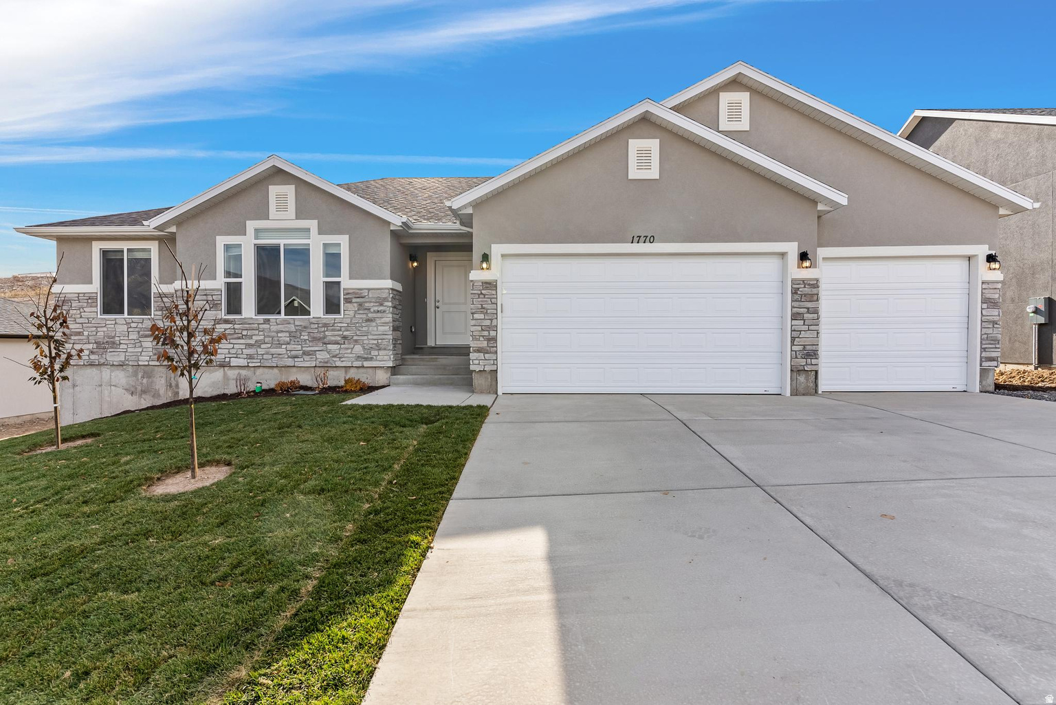 PLAN: Morrison(3)3400.     SAMPLE@Coming Soon.     PHOTO: ShowsUpgrades.     GARAGE: 3Car.     BSMT: Exit$15k.     STATUS: ToBeBuilt.     LOTS: .20-.40, PremiumsGradesVary.    LSCAPE: Yes    HOA: NA.    DESIGN/BUILD: 6Months/10YrWarranty  'BuyerVerifyAll'