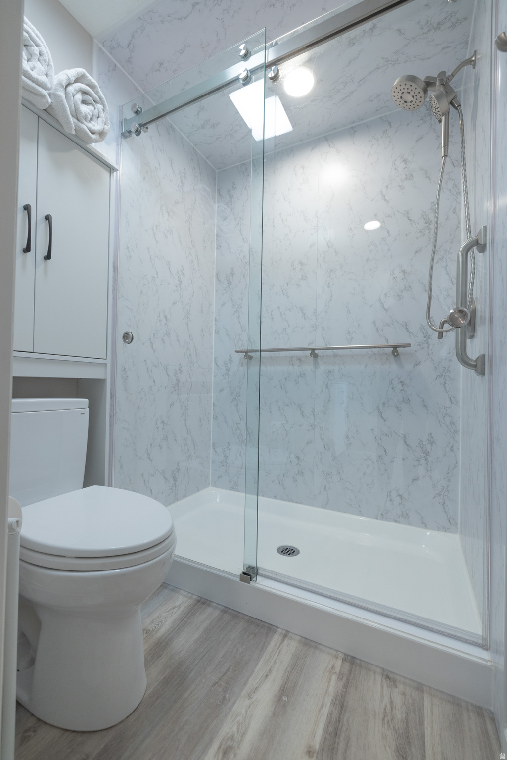 DONNER CREST CONDOS - Residential