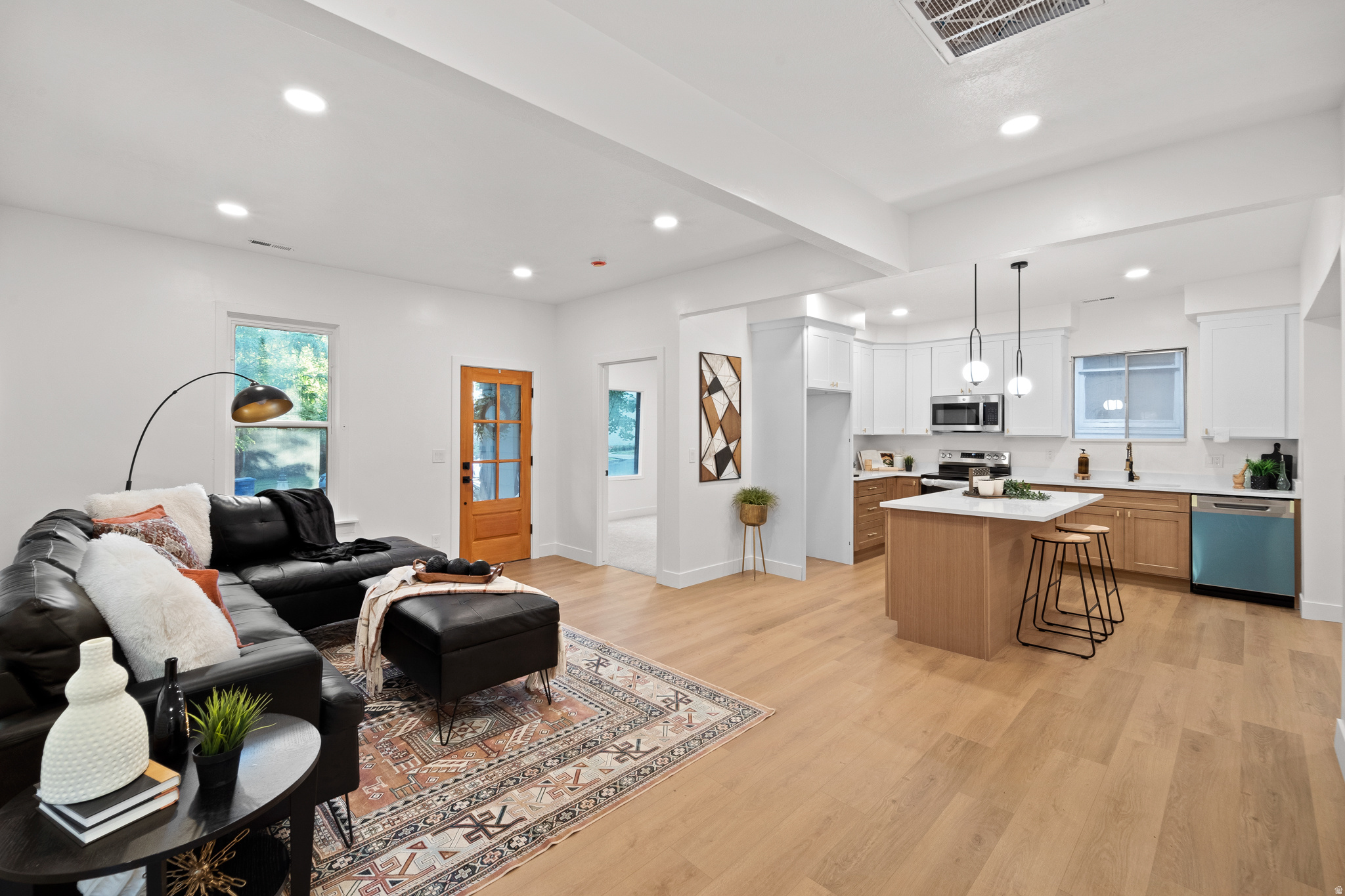 AVENUES - Residential
