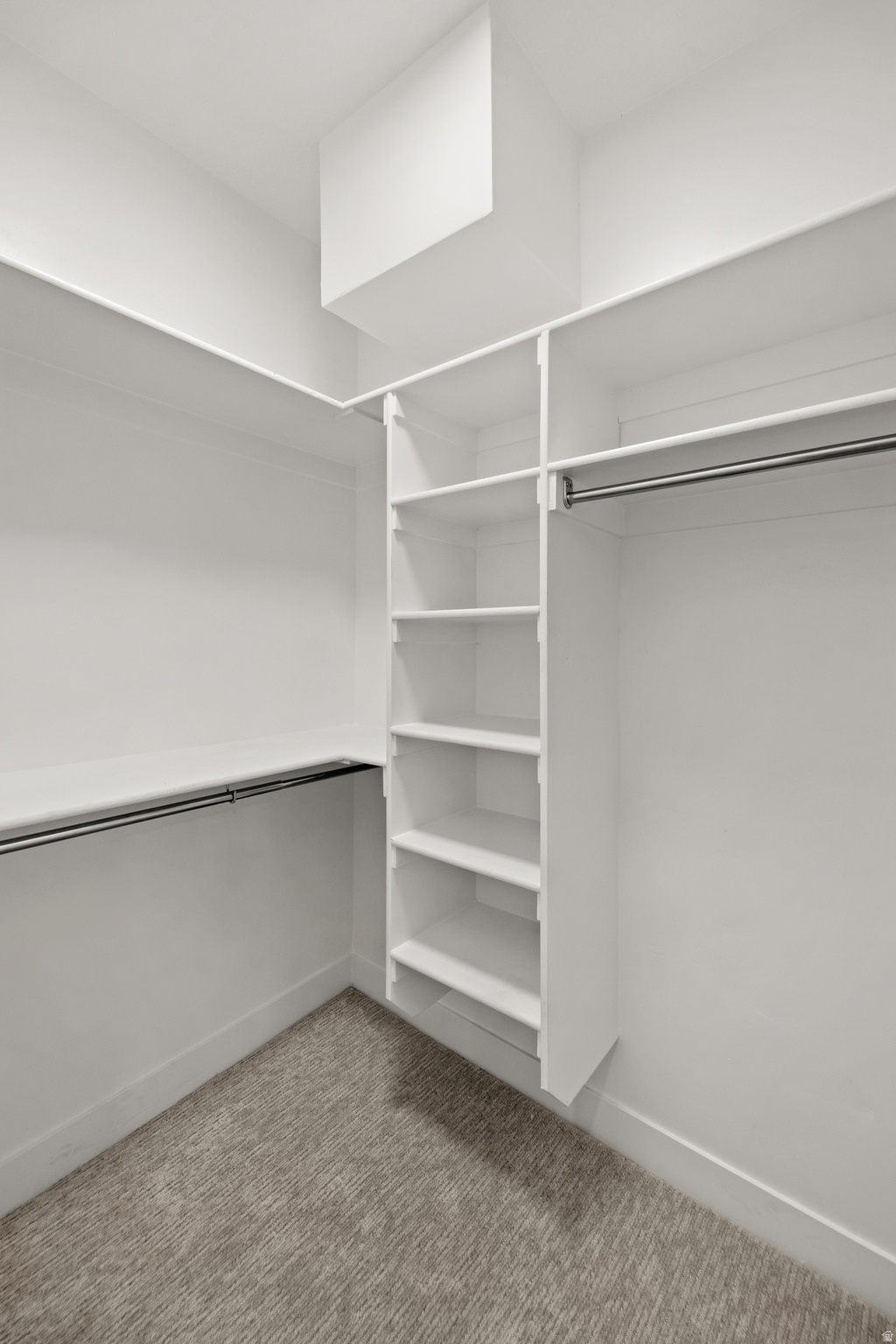 AVENUES - Residential