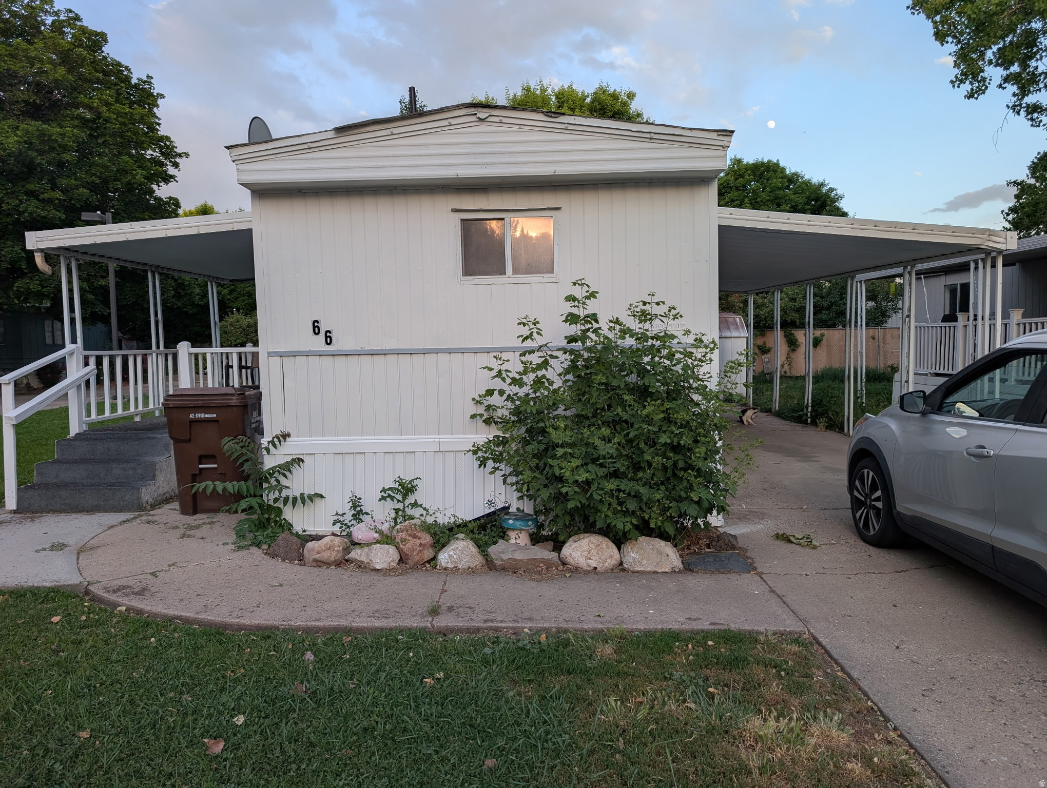 Cute house in a great community. Why rent when you can own your own home and rent it when you are ready to move into something new?