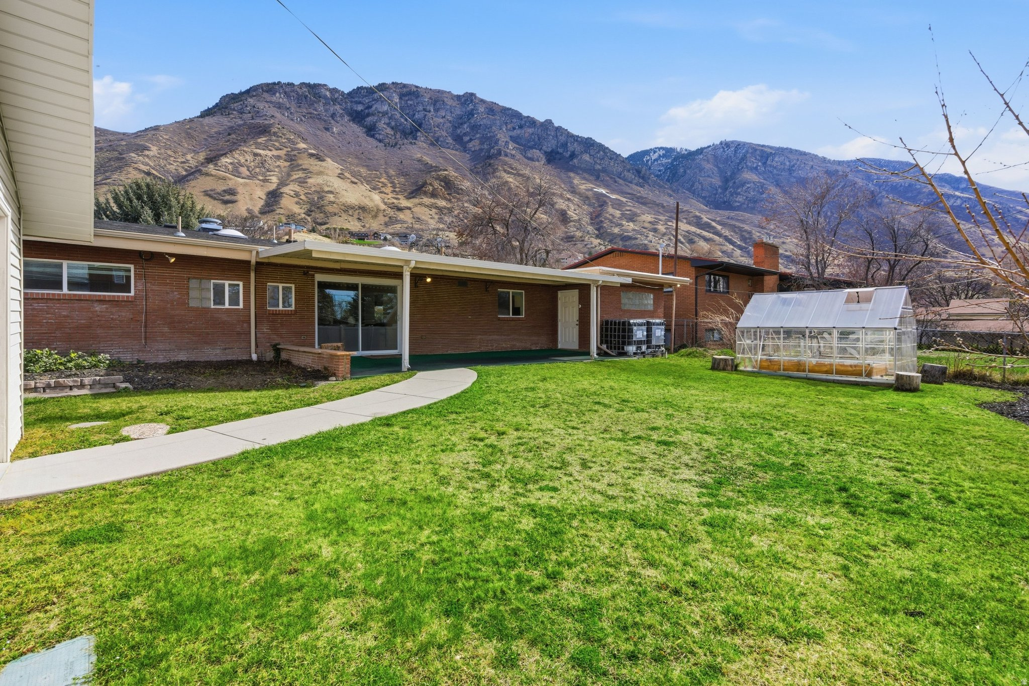 CLEARVIEW - Residential