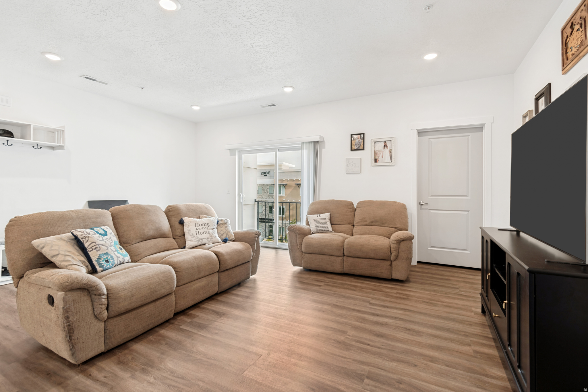 VISTA VIEW - Residential