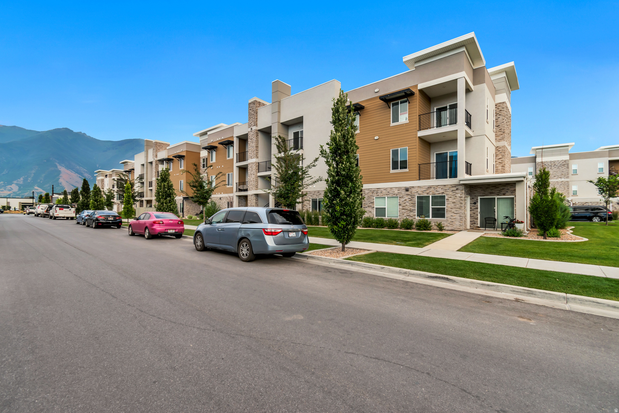 VISTA VIEW - Residential