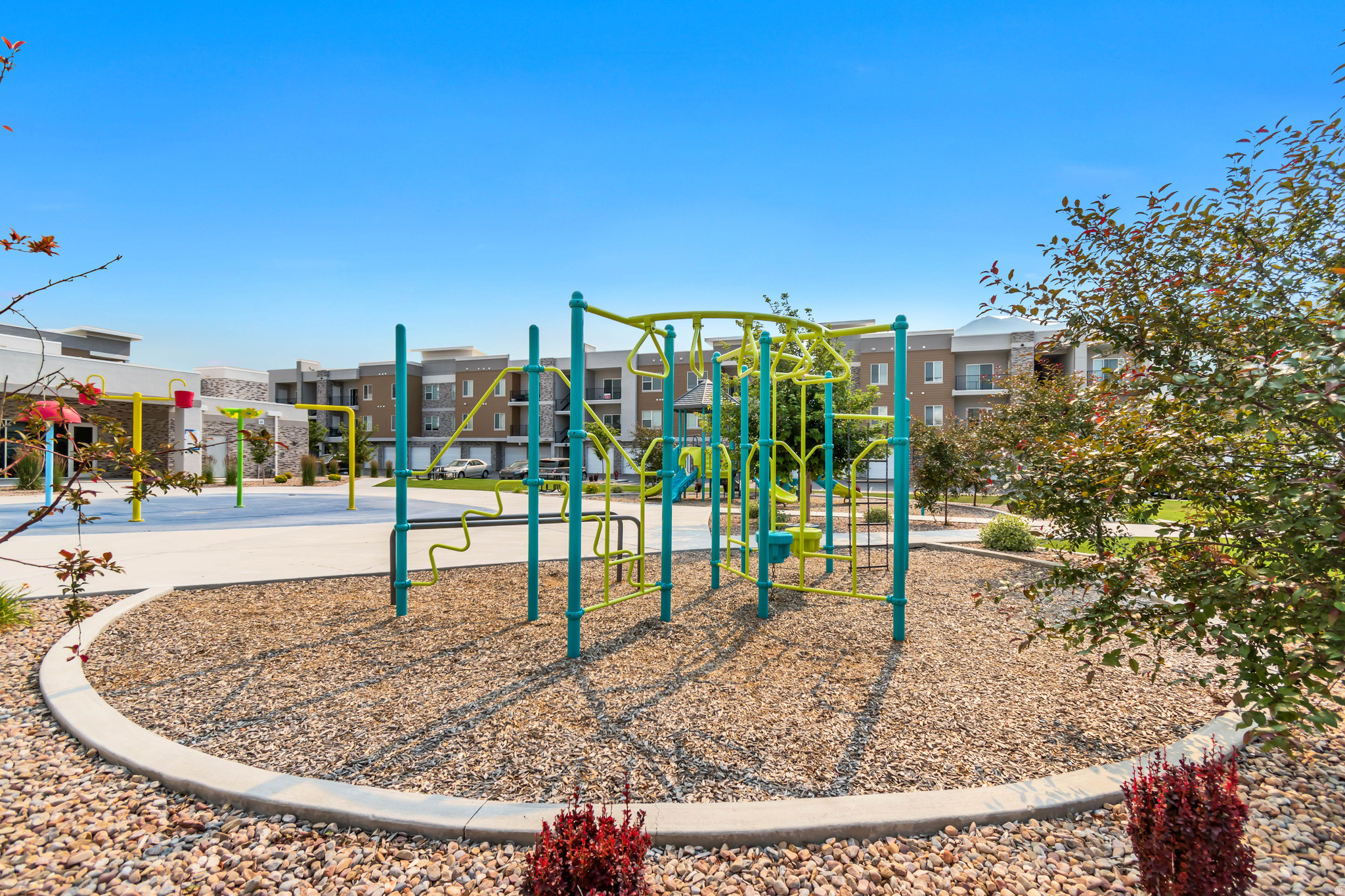 VISTA VIEW - Residential