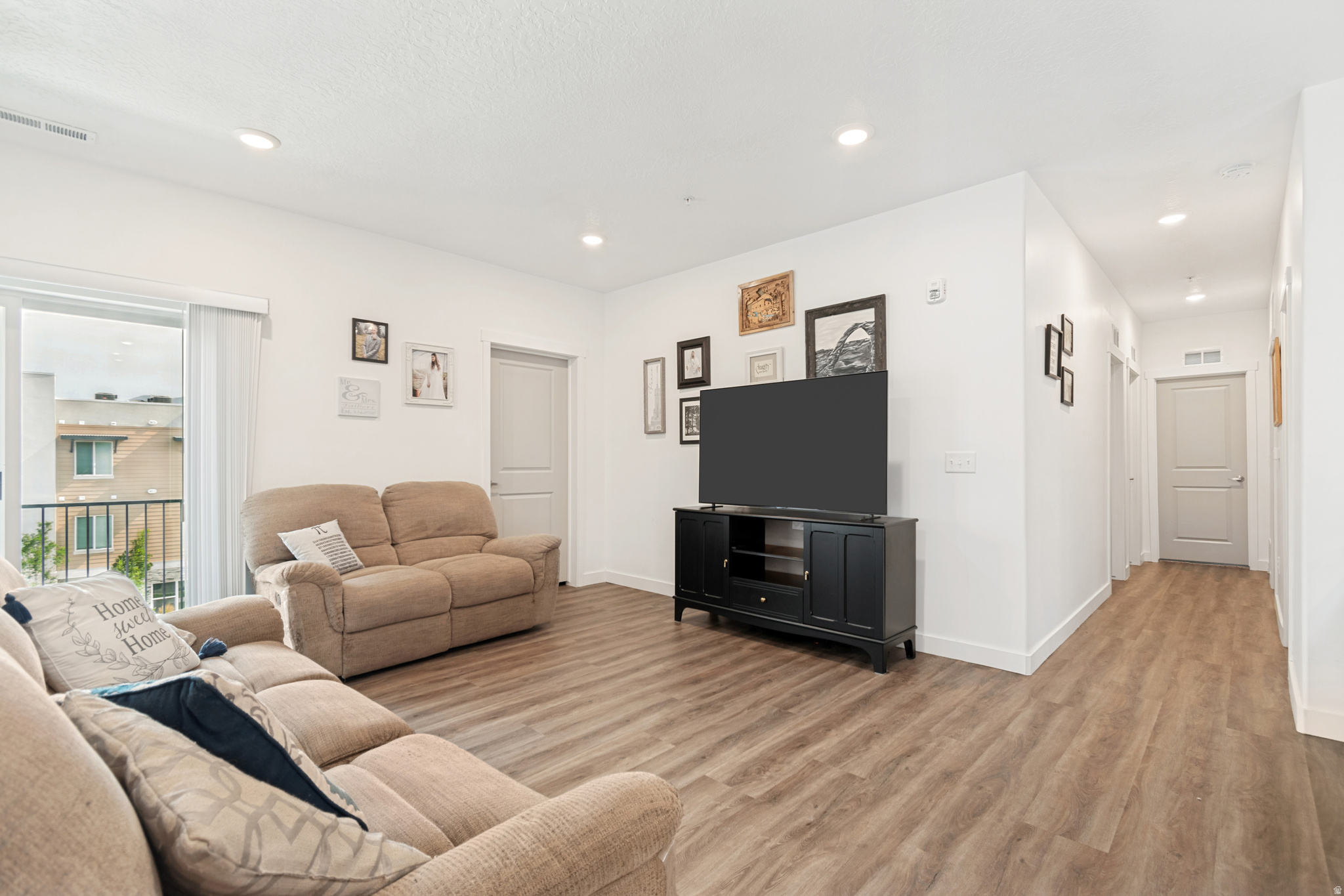 VISTA VIEW - Residential