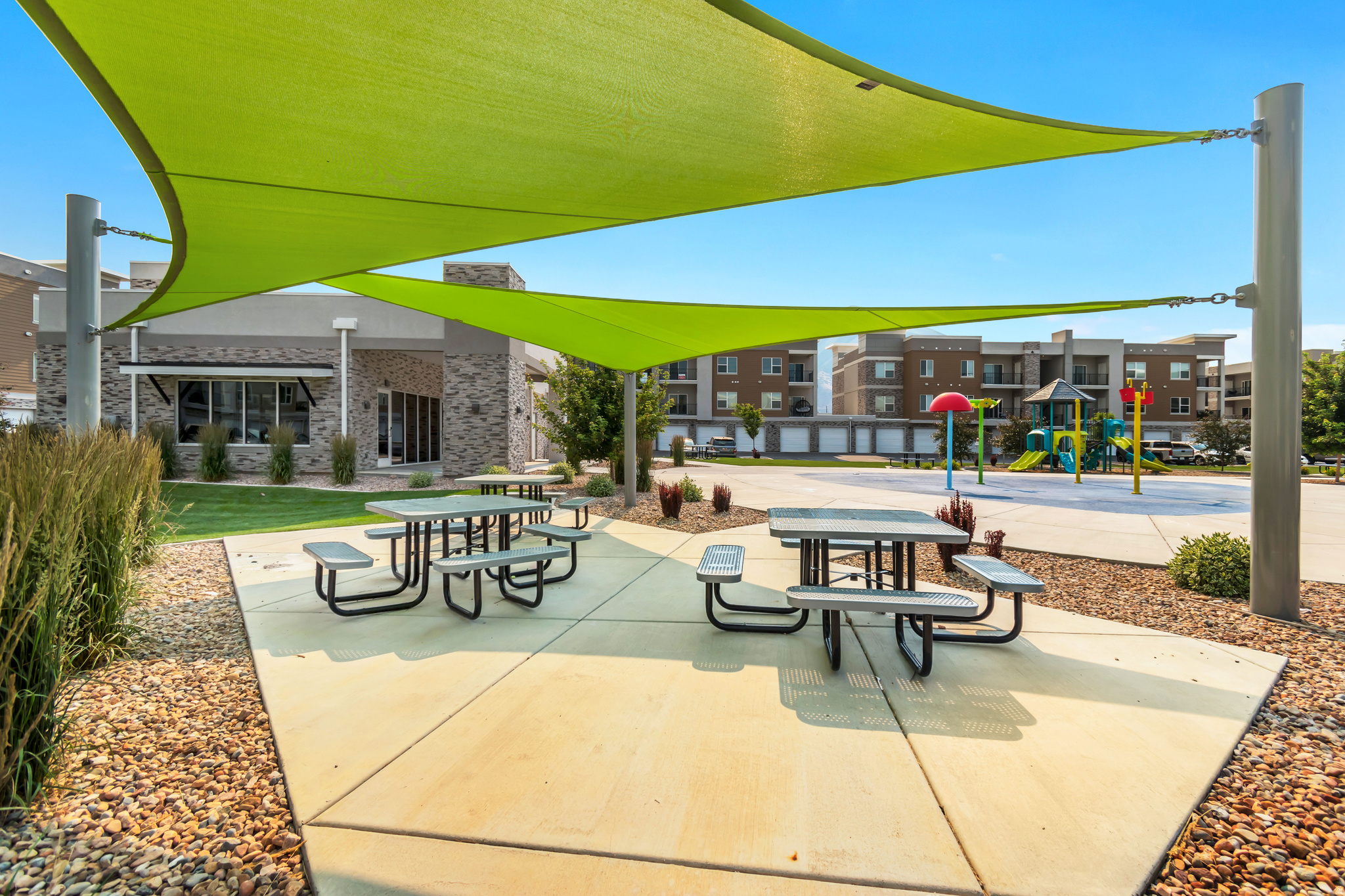 VISTA VIEW - Residential
