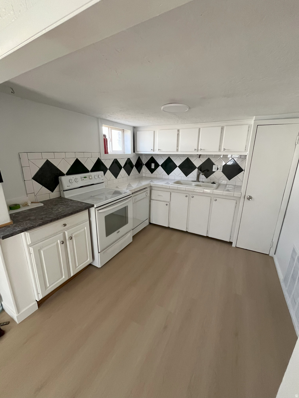 LA DORE - Residential