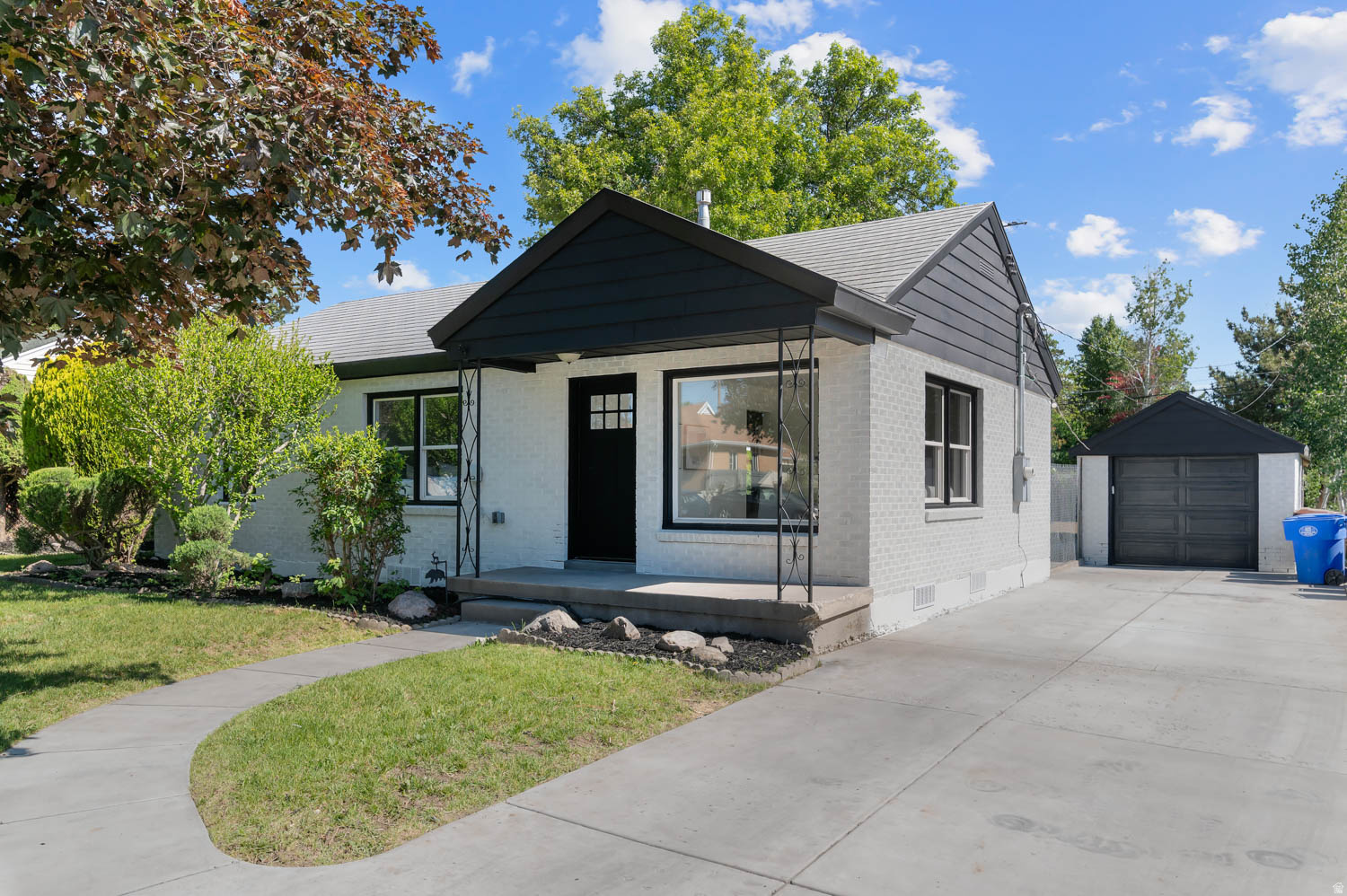 HALELEA - Residential