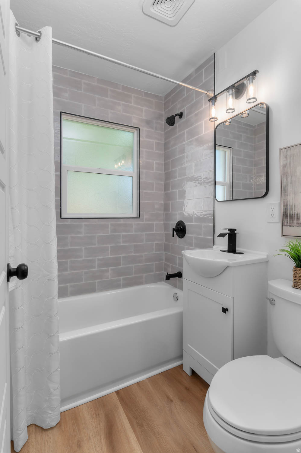 HALELEA - Residential