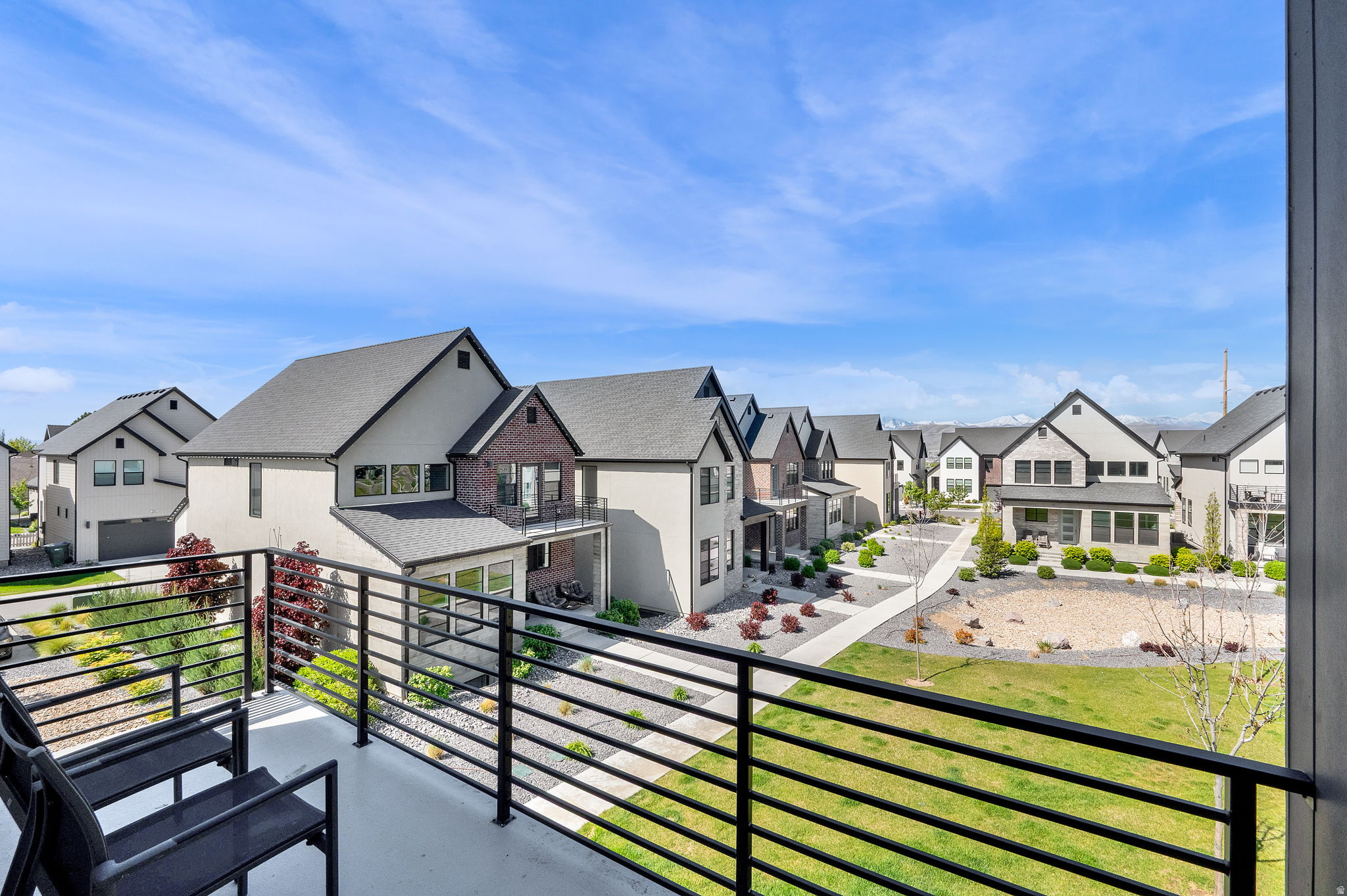 PARKVIEW COTTAGES 127R - Residential