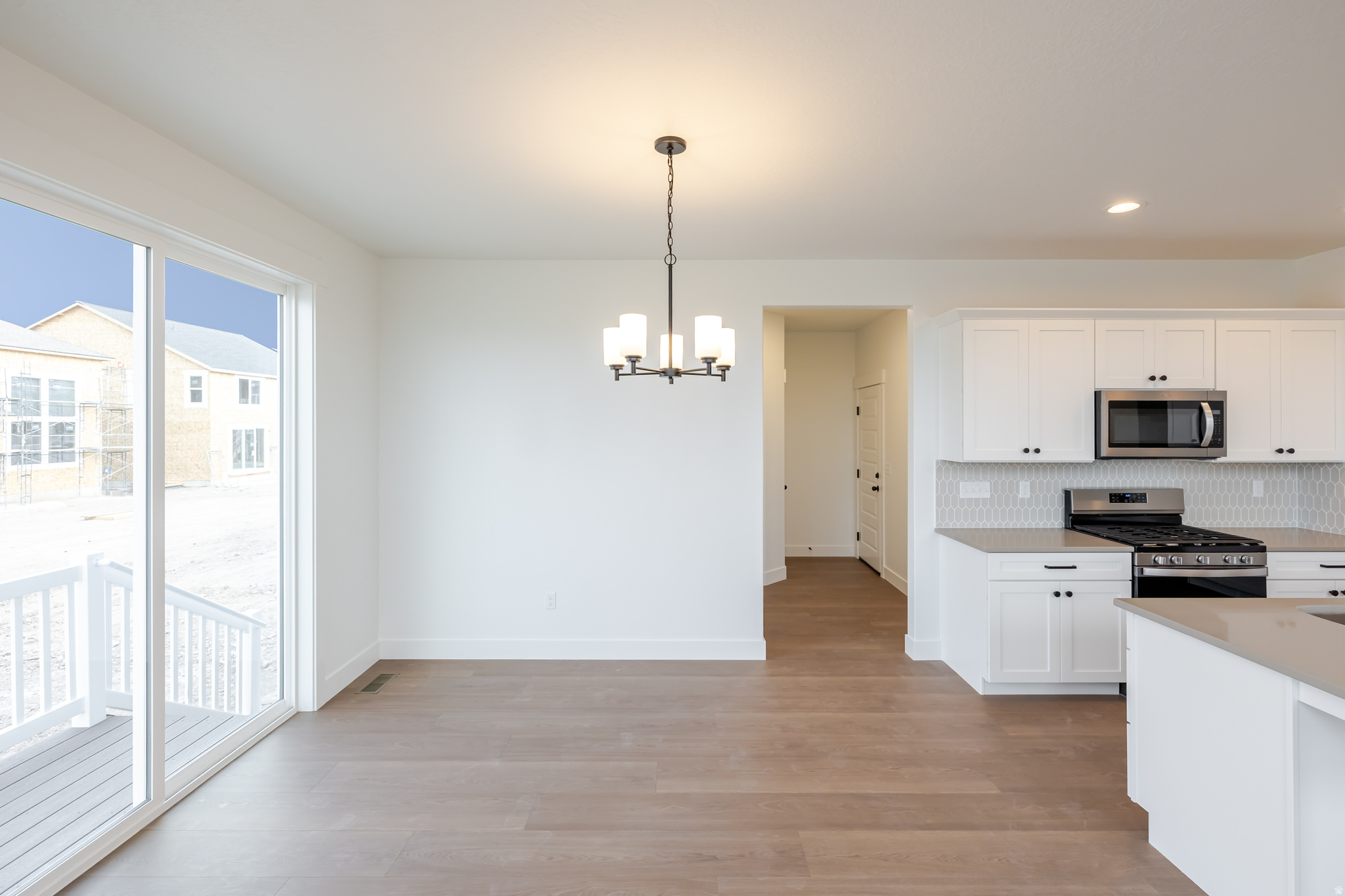 MOUNTAIN RIDGE - Residential