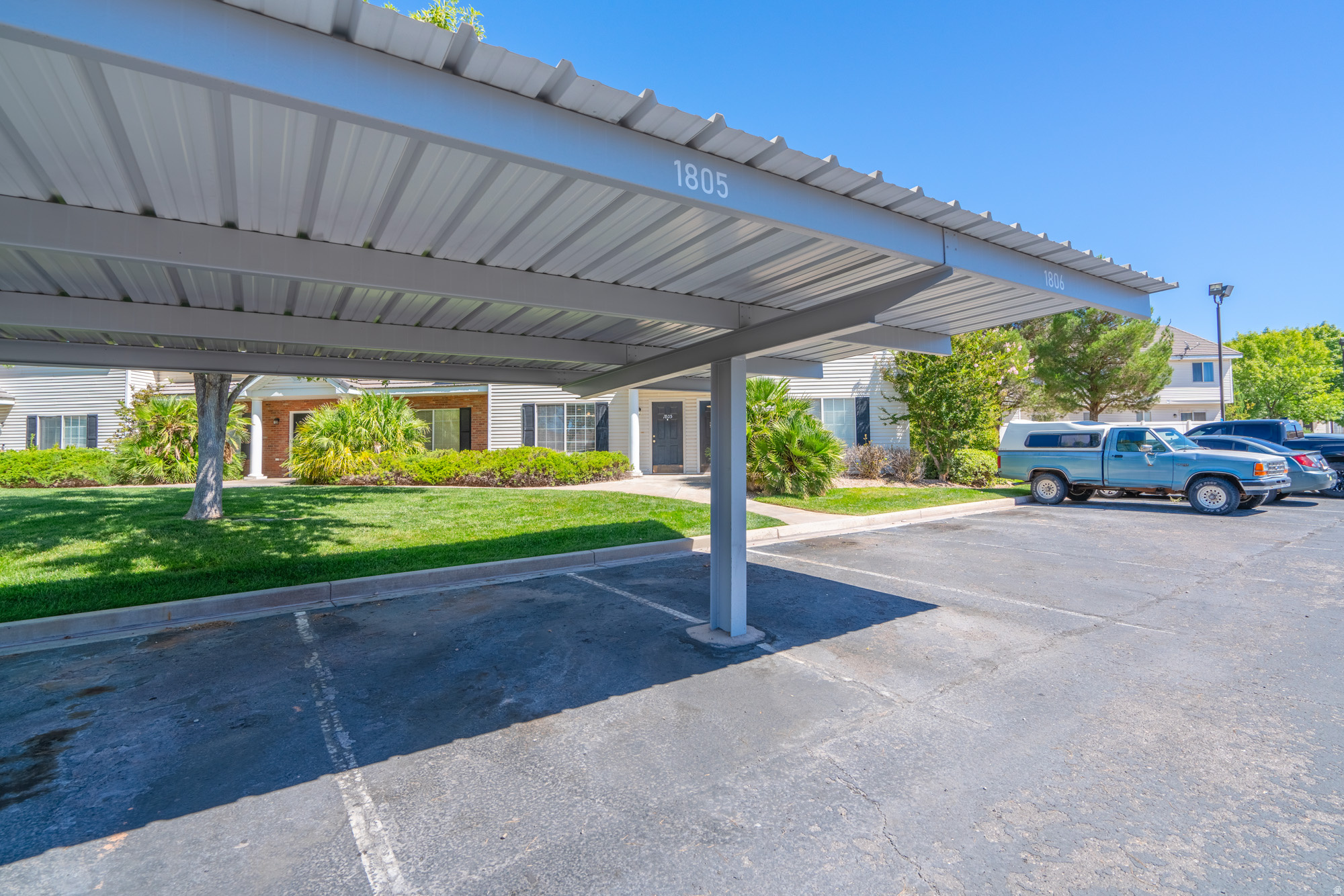 LEXINGTON HILLS TH 1 AMD - Residential