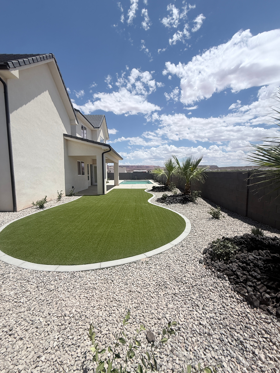 SUNIVA - Residential
