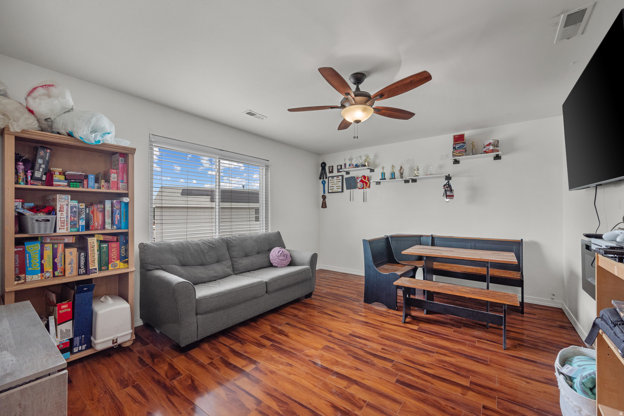 FOX HOLLOW - Residential