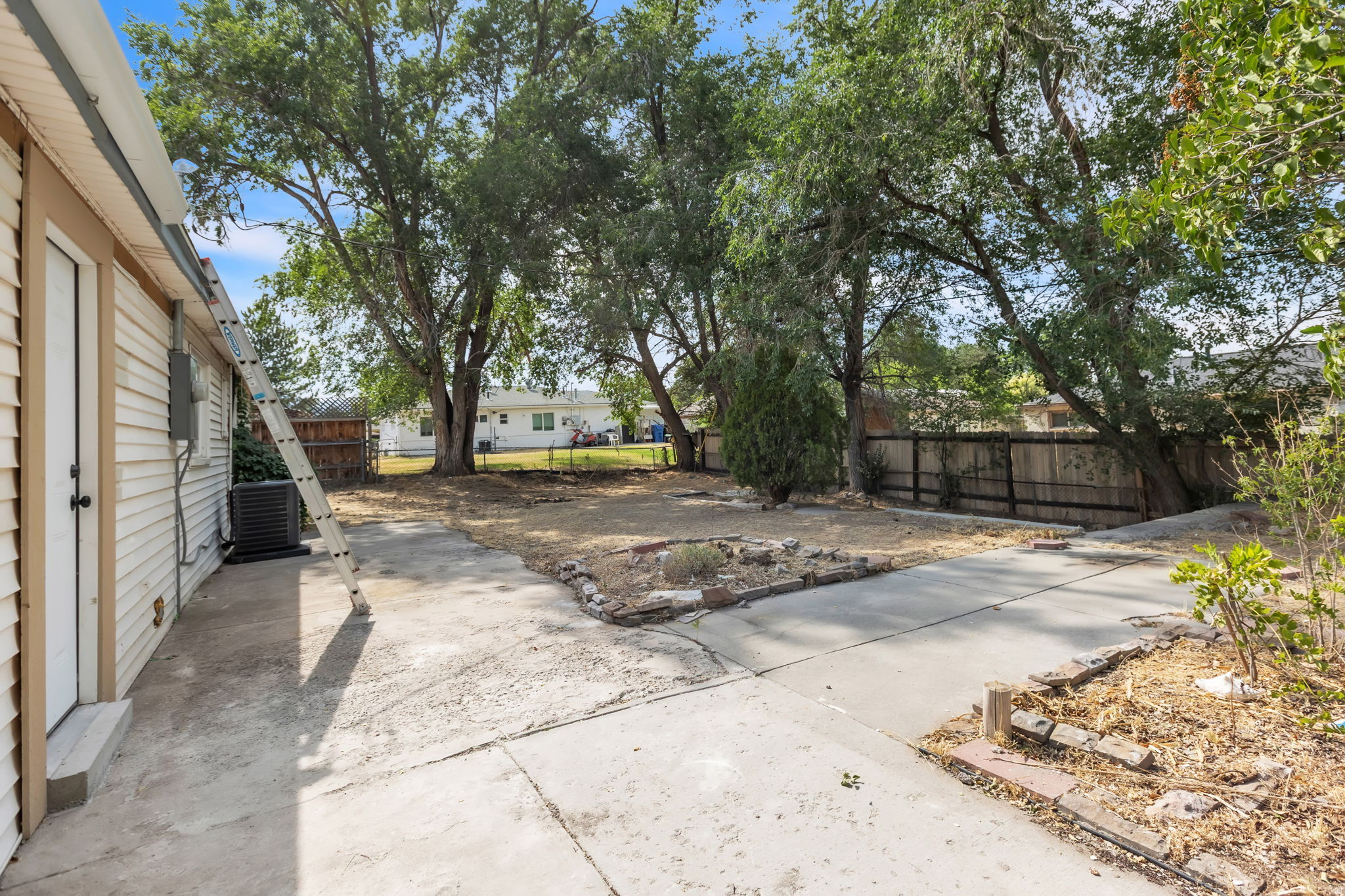 HOFFMAN HEIGHTS - Residential