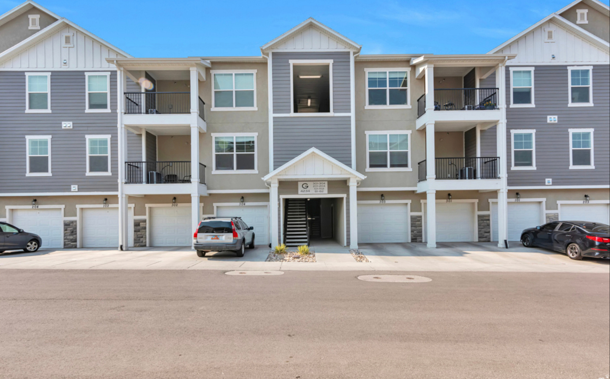 HORIZON HEIGHTS - Residential Lease