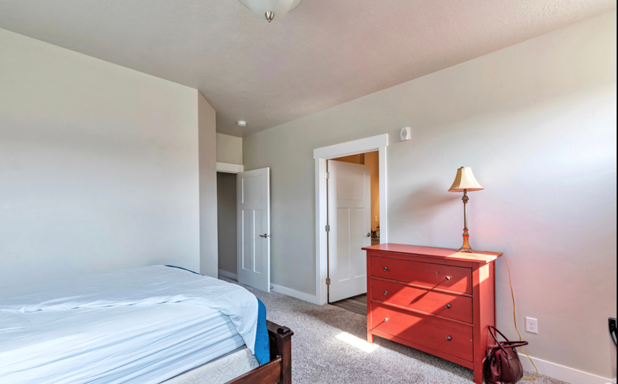 HORIZON HEIGHTS - Residential Lease