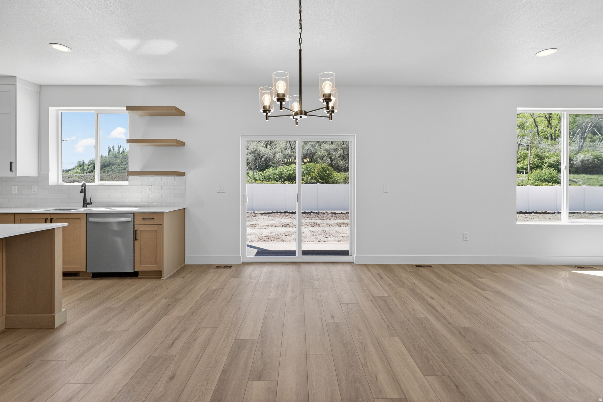 RIVERWOOD - Residential