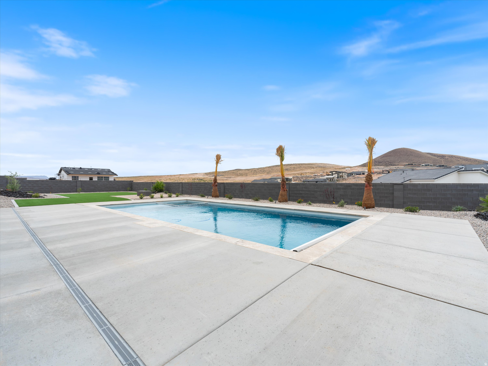 SCENIC POINT - Residential