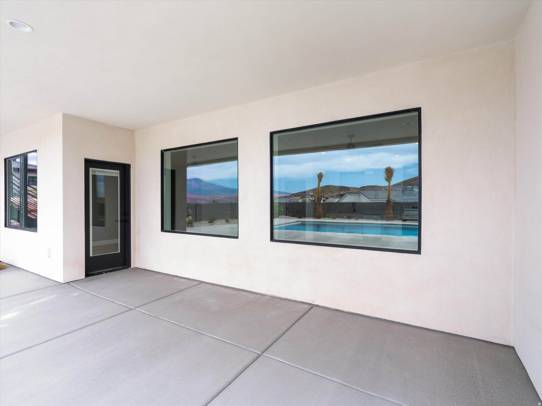 SCENIC POINT - Residential