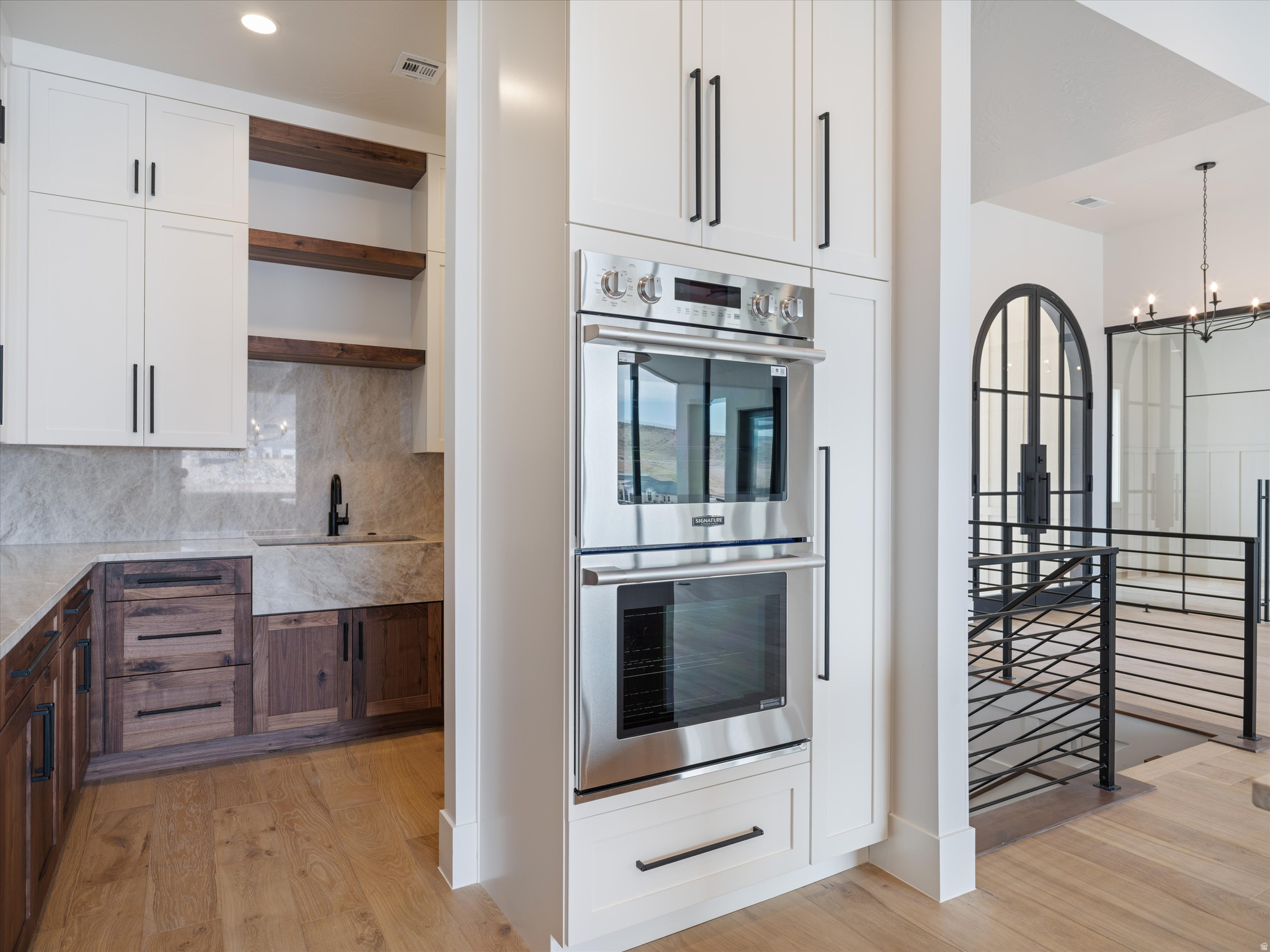 SCENIC POINT - Residential