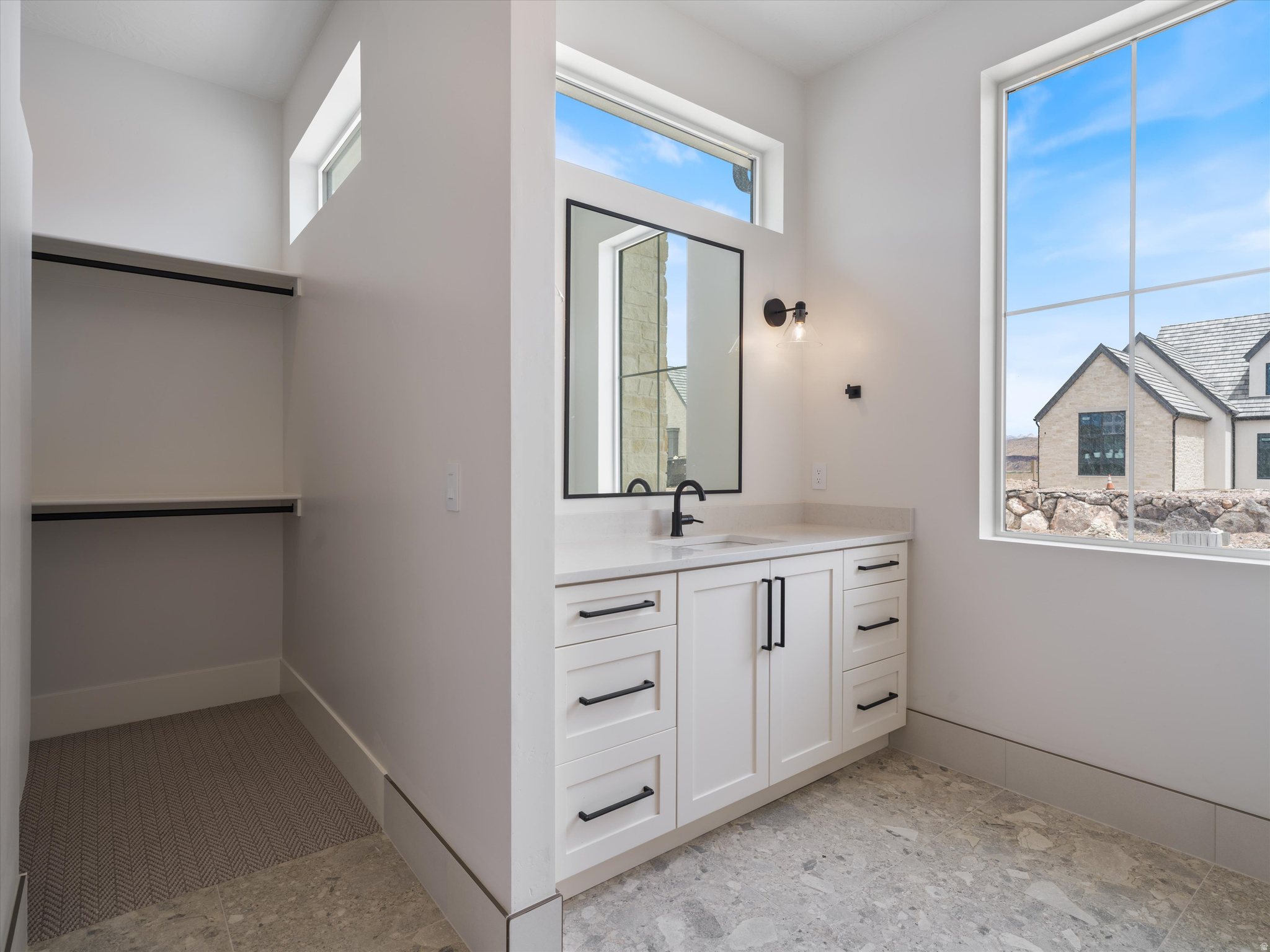 SCENIC POINT - Residential