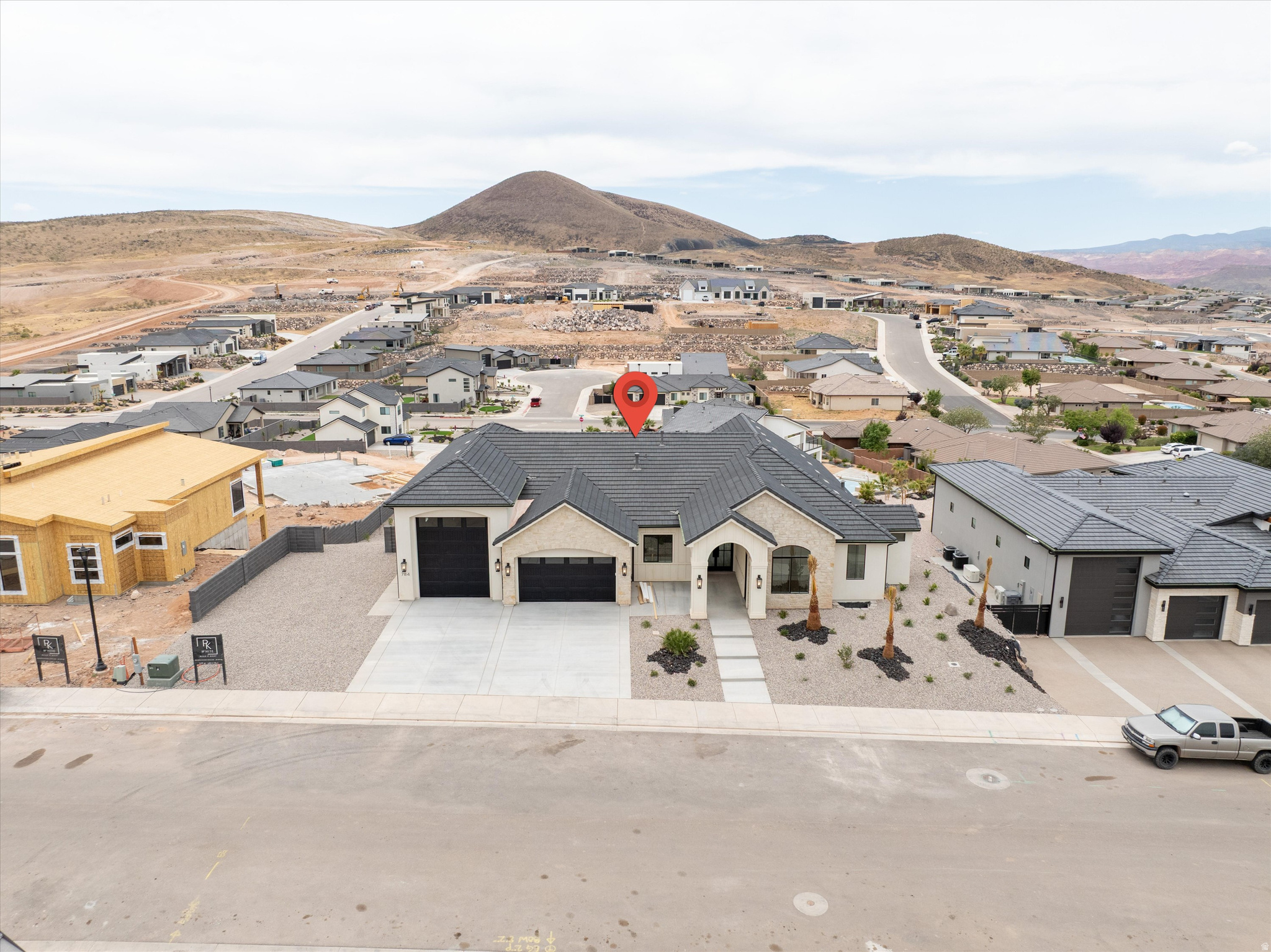 SCENIC POINT - Residential