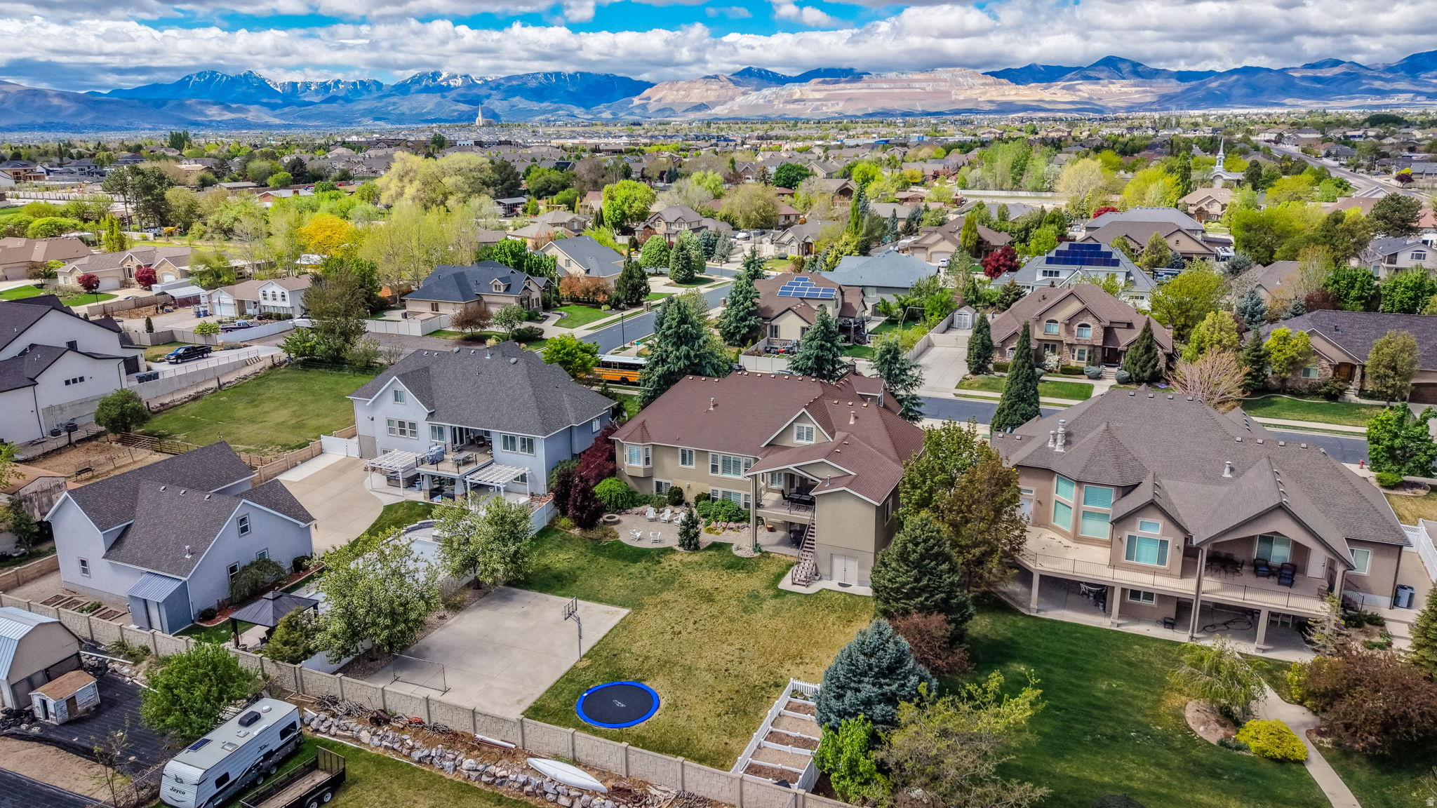 ROYAL MEADOWS ESTATE - Residential