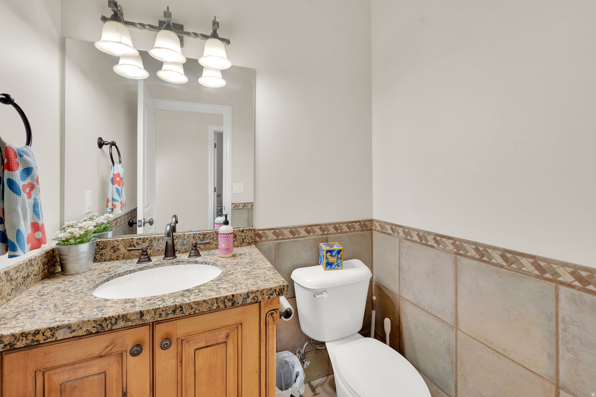 ROYAL MEADOWS ESTATE - Residential