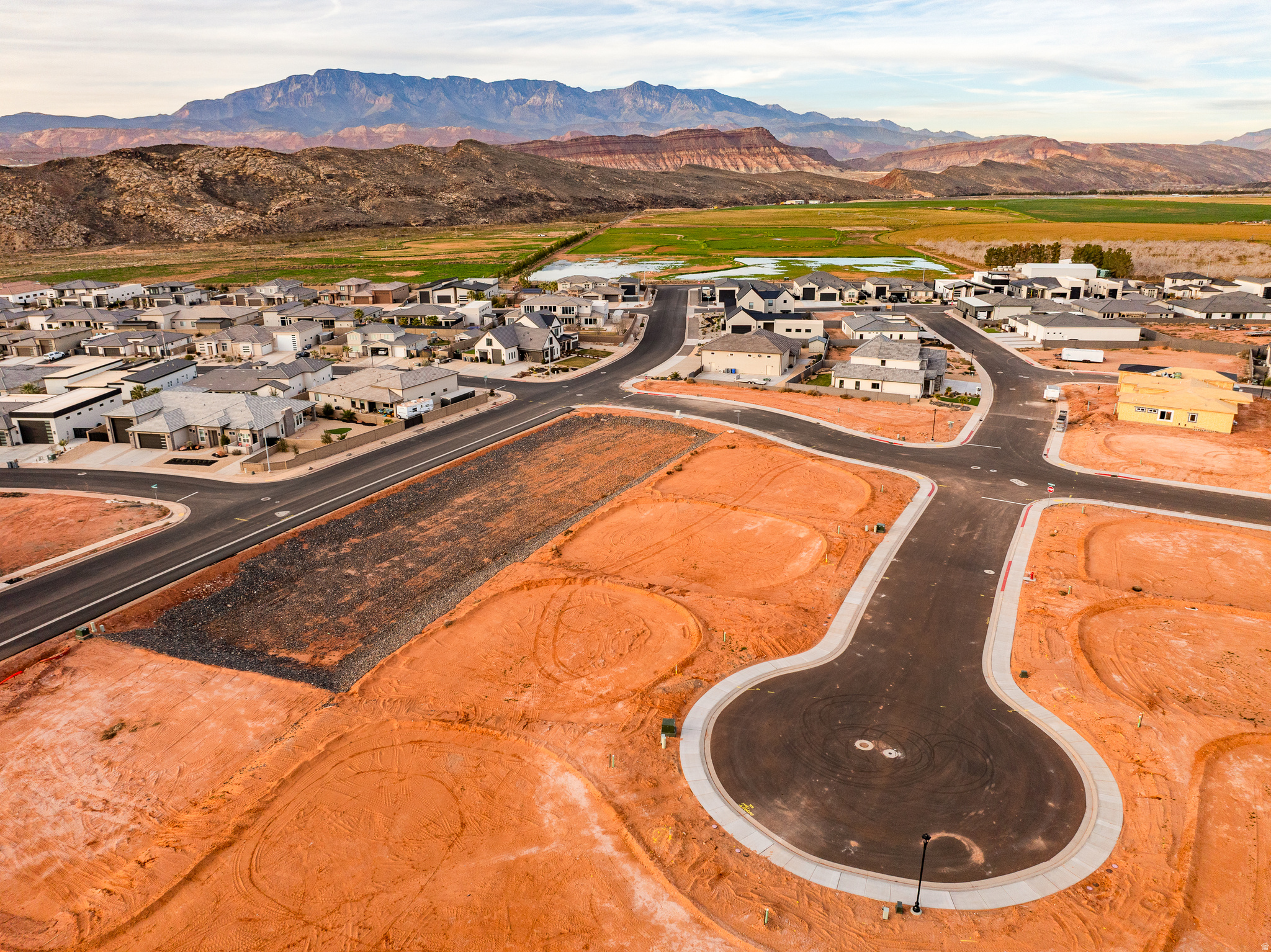 SAND HOLLOW VILLAGE - Land