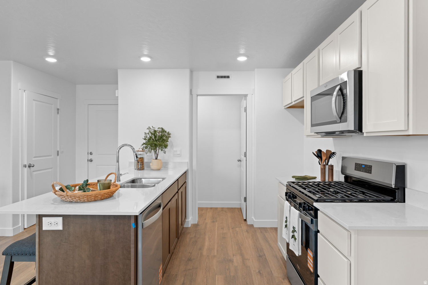 VIRIDIAN - Residential