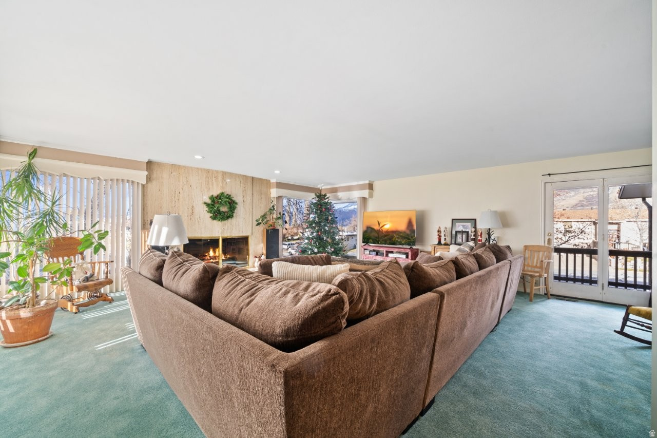 SOUTH HEIGHTS - Residential