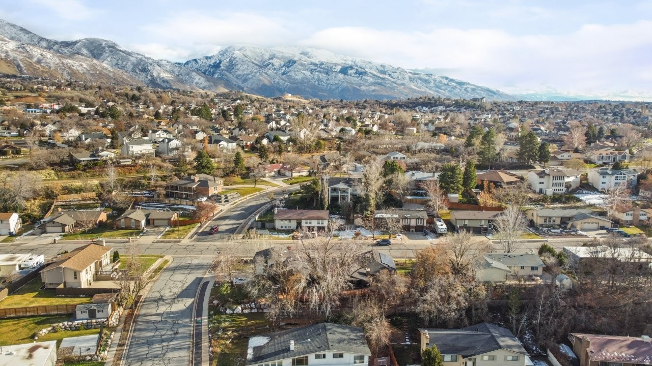 SOUTH HEIGHTS - Residential