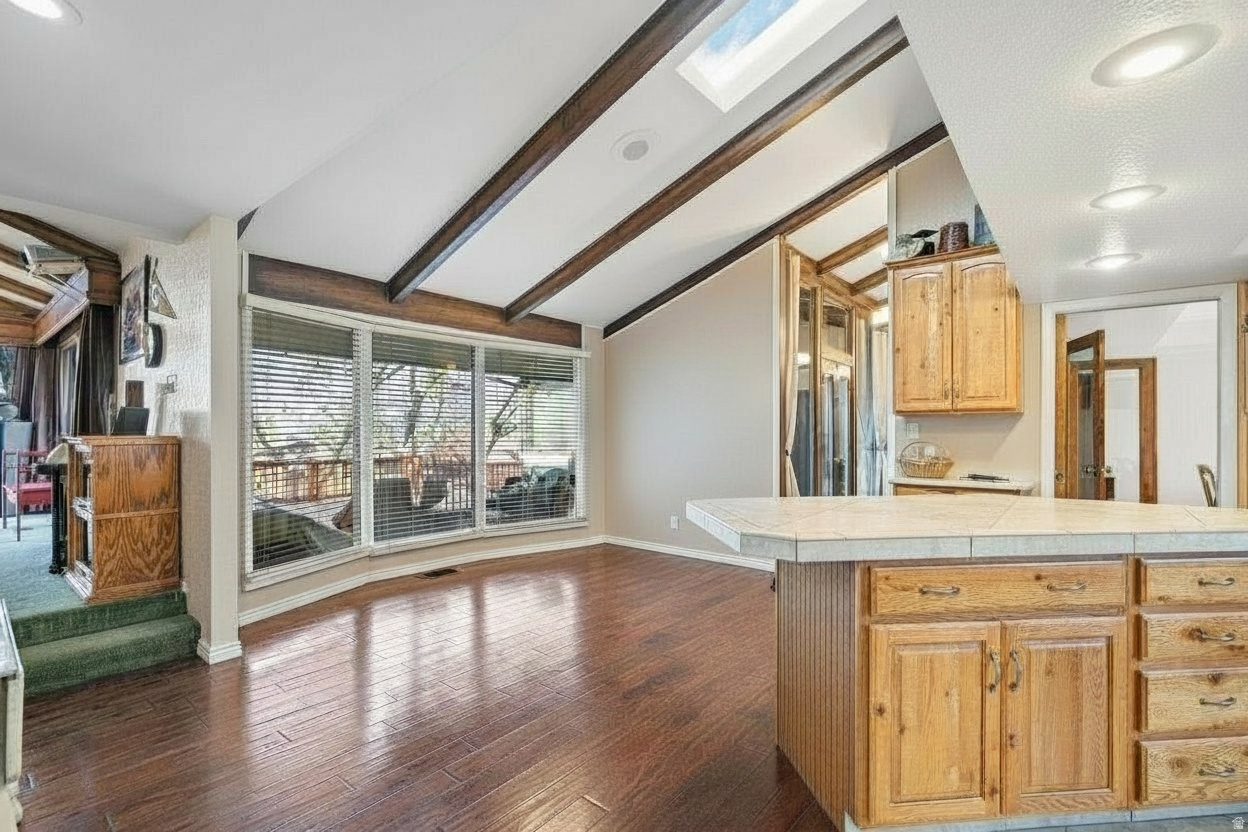 SOUTH HEIGHTS - Residential