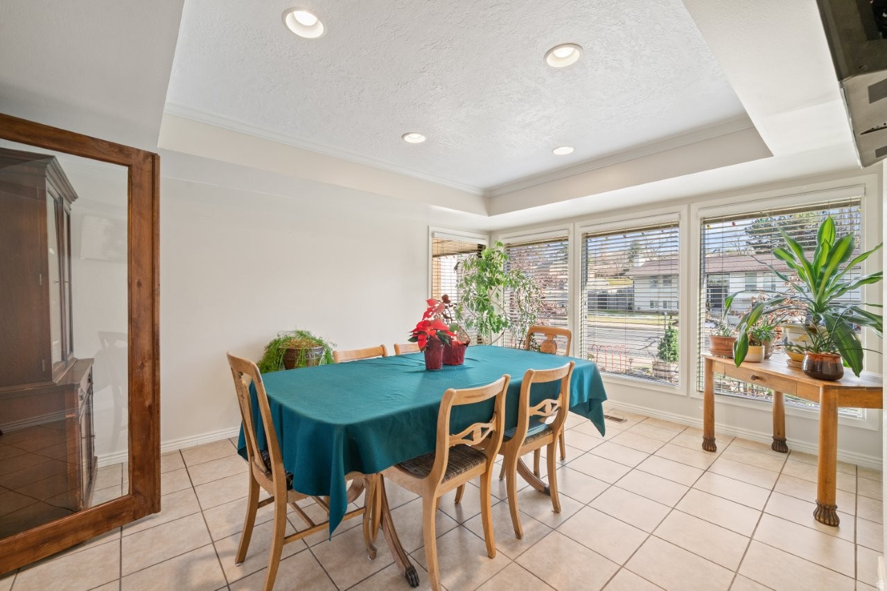 SOUTH HEIGHTS - Residential