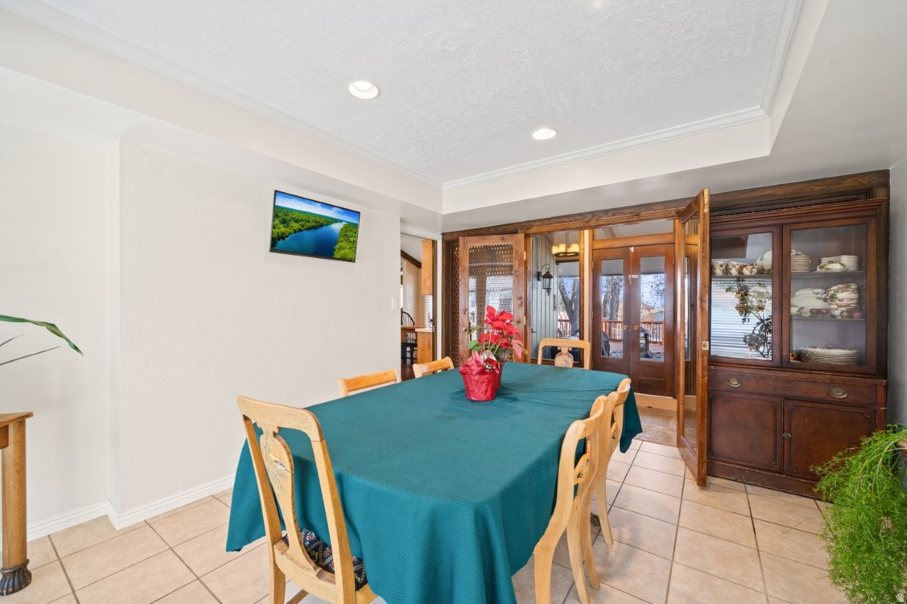 SOUTH HEIGHTS - Residential