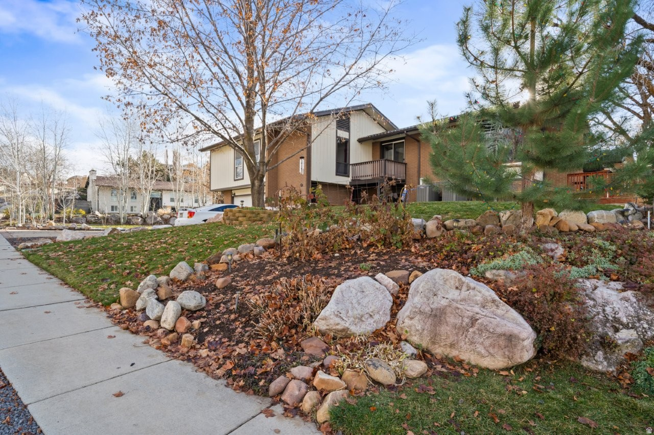 SOUTH HEIGHTS - Residential