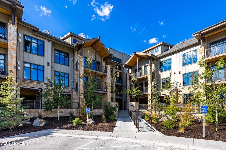 BLACKSTONE MASTER SUBDIVISION - Residential