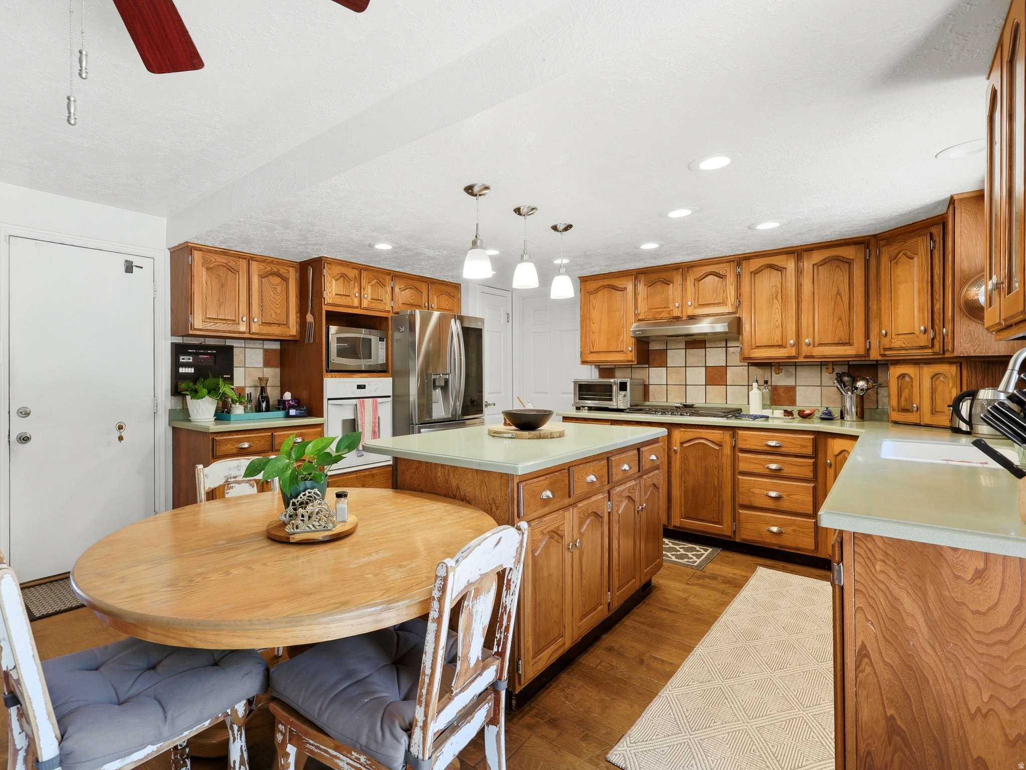 OAKCREST SUB - Residential