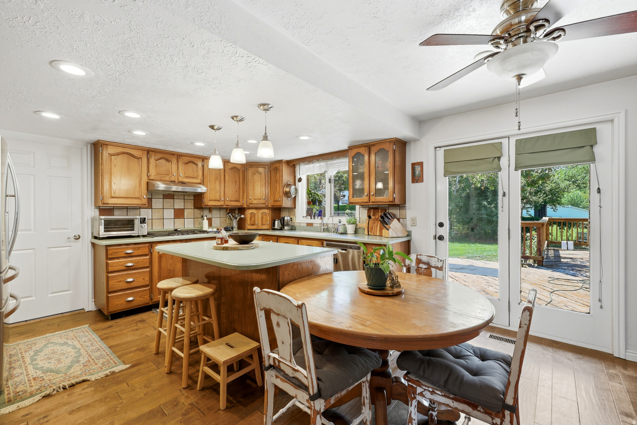 OAKCREST SUB - Residential