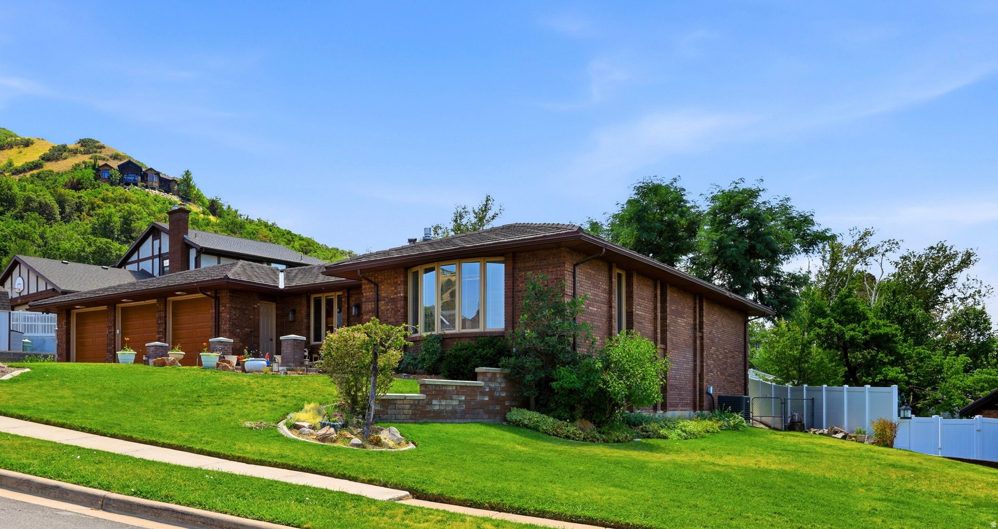 OAKCREST SUB - Residential
